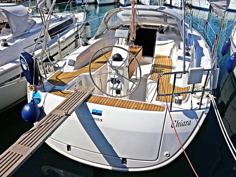 Book yachts online - sailboat - BAVARIA C 33 - CHIARA - rent