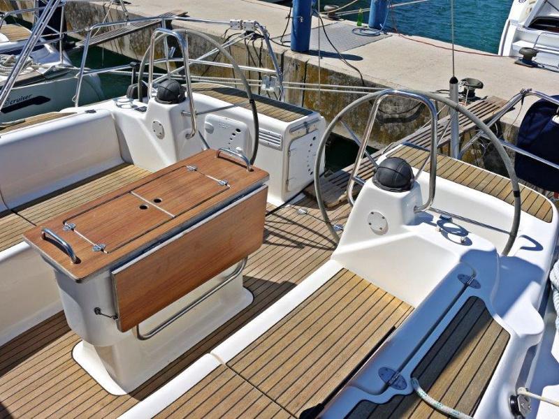 Book yachts online - sailboat - BAVARIA C 46 BT (05) - MAESTRAL - rent