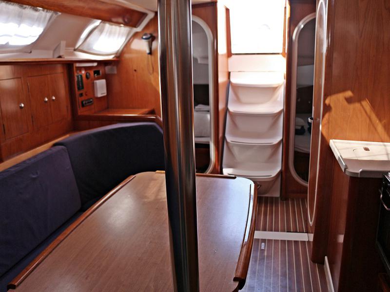 Book yachts online - sailboat - VEKTOR 36 - SILBA - rent