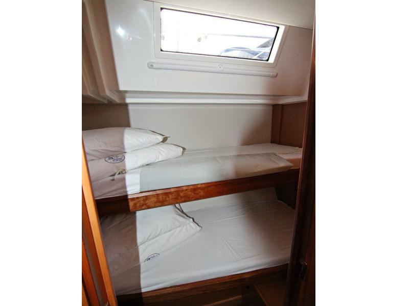 Book yachts online - sailboat - BAVARIA C 45 BT (19) - TWIGGY - rent