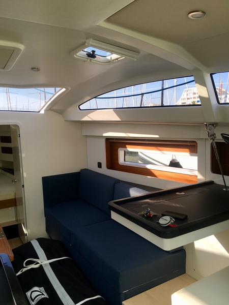 Book yachts online - sailboat - RM 1180 - OXO - rent