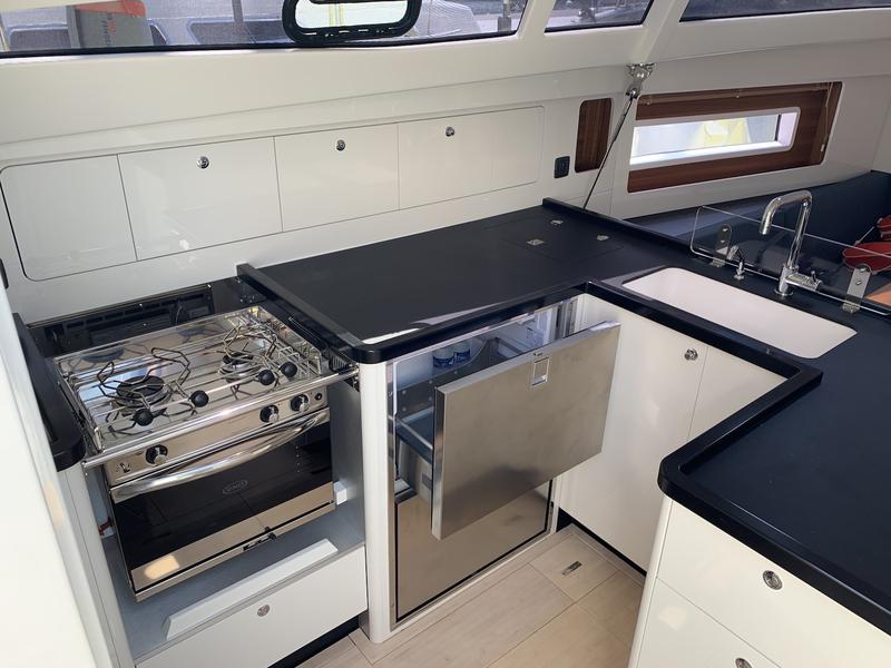 Book yachts online - sailboat - RM 1180 - OXO - rent