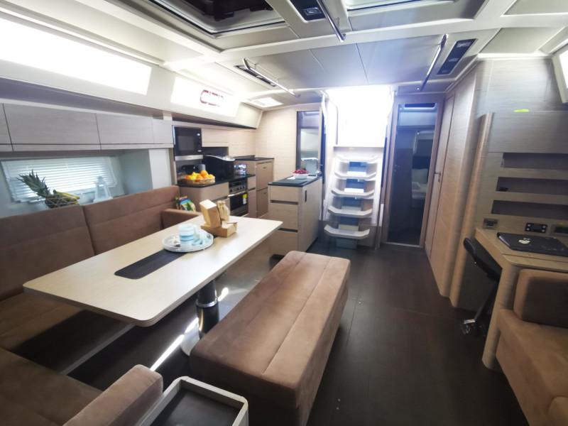 Book yachts online - sailboat - Hanse 548 - MILA FELICE - rent