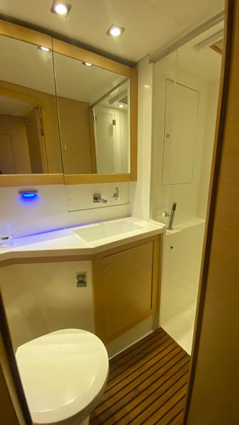 Book yachts online - catamaran - Lagoon 450  Flybridge - Fornes - rent