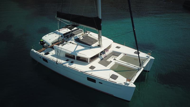 Book yachts online - catamaran - Lagoon 450  Flybridge - Fornes - rent