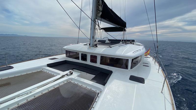 Book yachts online - catamaran - Lagoon 450  Flybridge - Fornes - rent