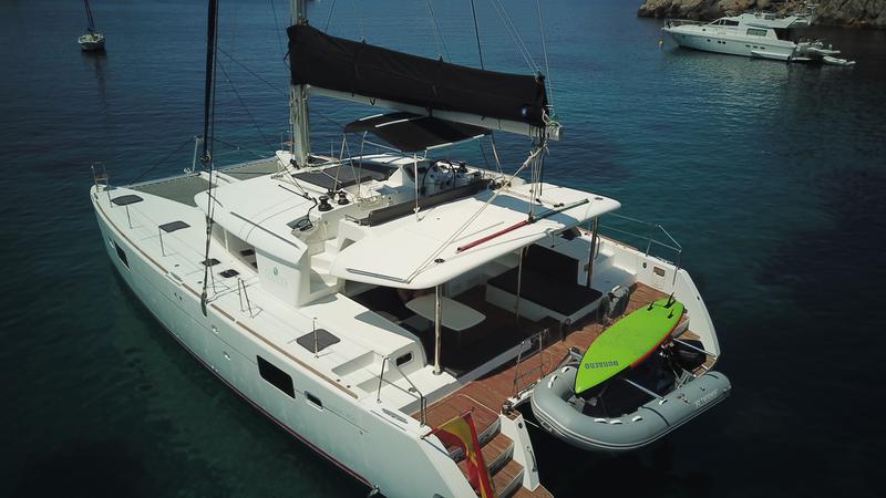Book yachts online - catamaran - Lagoon 450  Flybridge - Fornes - rent