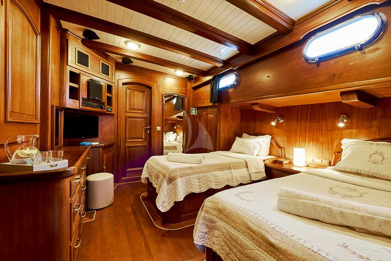 Book yachts online - other - Gulet - Queen of Karia - rent