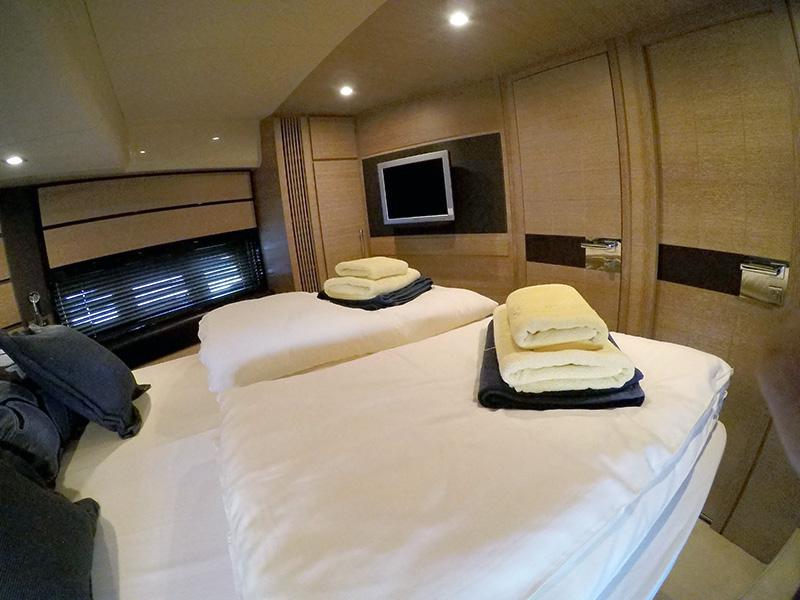 Book yachts online - motorboat - Azimut 58 - Sabijac II (hostess extra) - rent