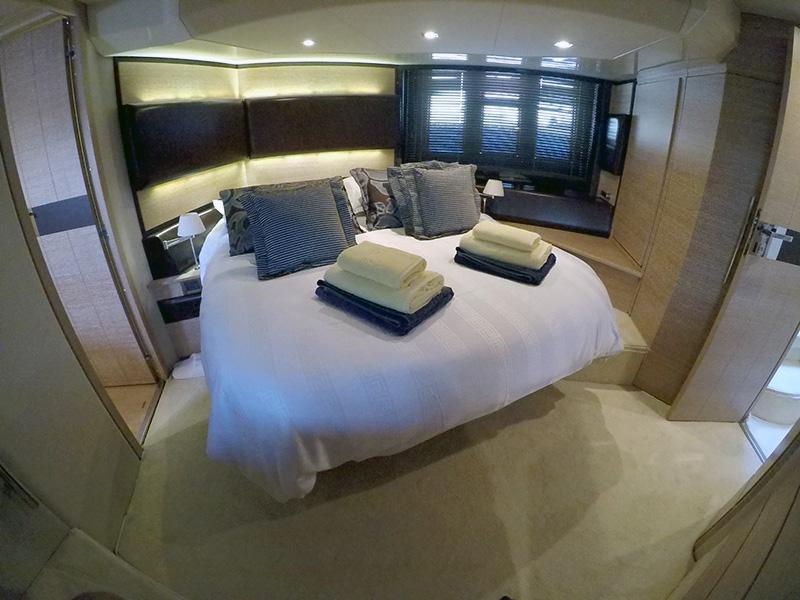 Book yachts online - motorboat - Azimut 58 - Sabijac II (hostess extra) - rent