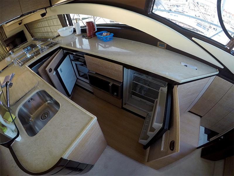 Book yachts online - motorboat - Azimut 58 - Sabijac II (hostess extra) - rent