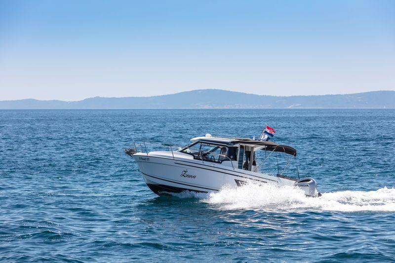 Book yachts online - motorboat - Merry Fisher 795 - ŽANA - rent