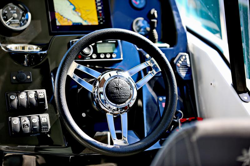 Book yachts online - motorboat - Merry Fisher 795 - Franko 3278ZD - rent