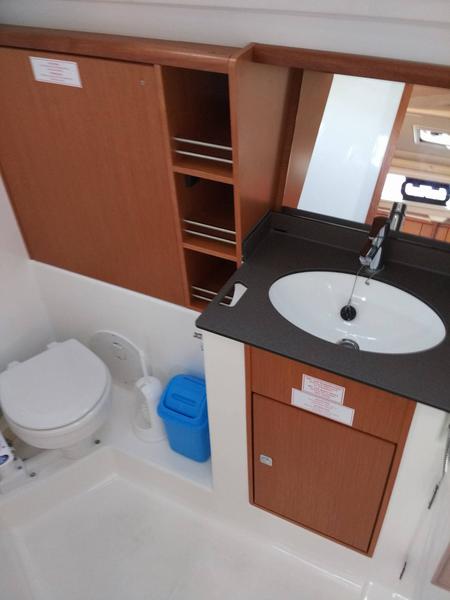 Book yachts online - sailboat - Bavaria 41 Cruiser - Harmonia - rent