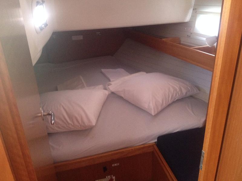 Book yachts online - sailboat - Bavaria 47 Cruiser - Orestis - rent