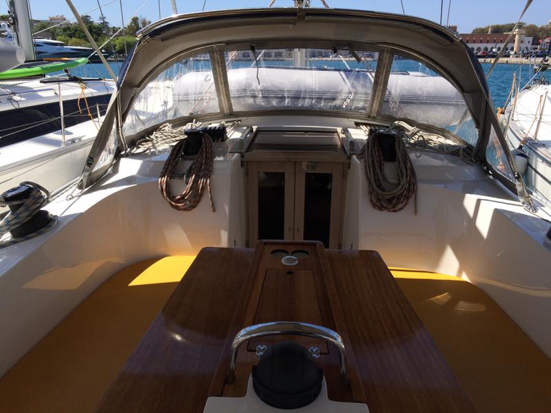 Book yachts online - sailboat - Bavaria 41 Cruiser - Nostalgia - rent