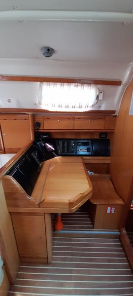 Book yachts online - sailboat - Bavaria 39 Cruiser - Nemesis - rent