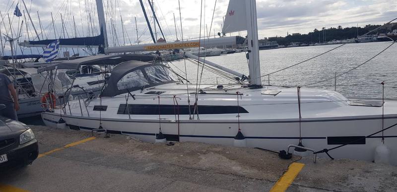 Book yachts online - sailboat - Bavaria 41 Cruiser - Alkyoni - rent