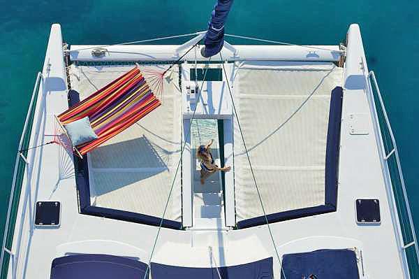 Book yachts online - catamaran - Caribe 69 - Mystique - rent