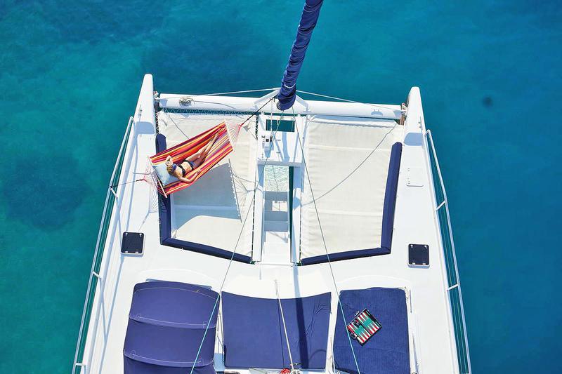 Book yachts online - catamaran - Caribe 69 - Mystique - rent