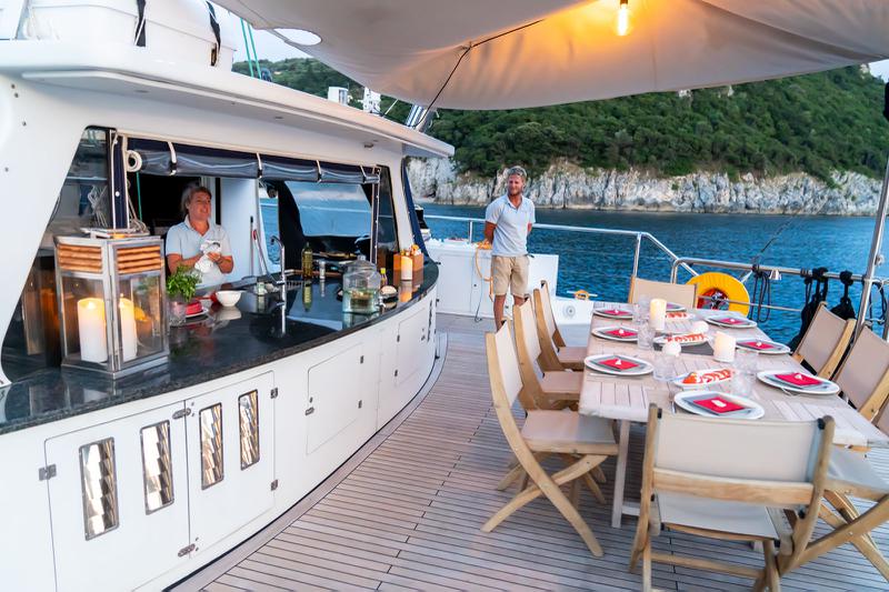 Book yachts online - catamaran - Caribe 69 - Mystique - rent