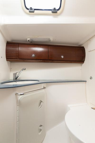 Book yachts online - sailboat - Bavaria 44 - TARISA  - rent