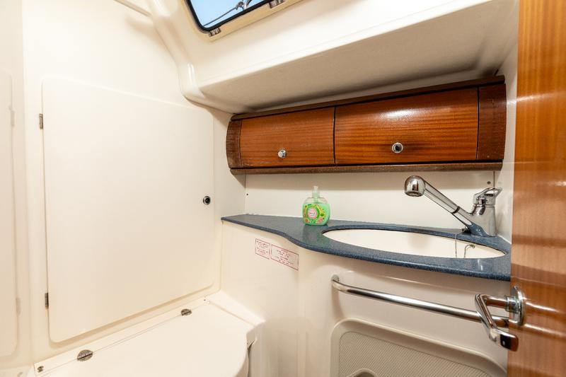 Book yachts online - sailboat - Bavaria 44 - TARISA  - rent