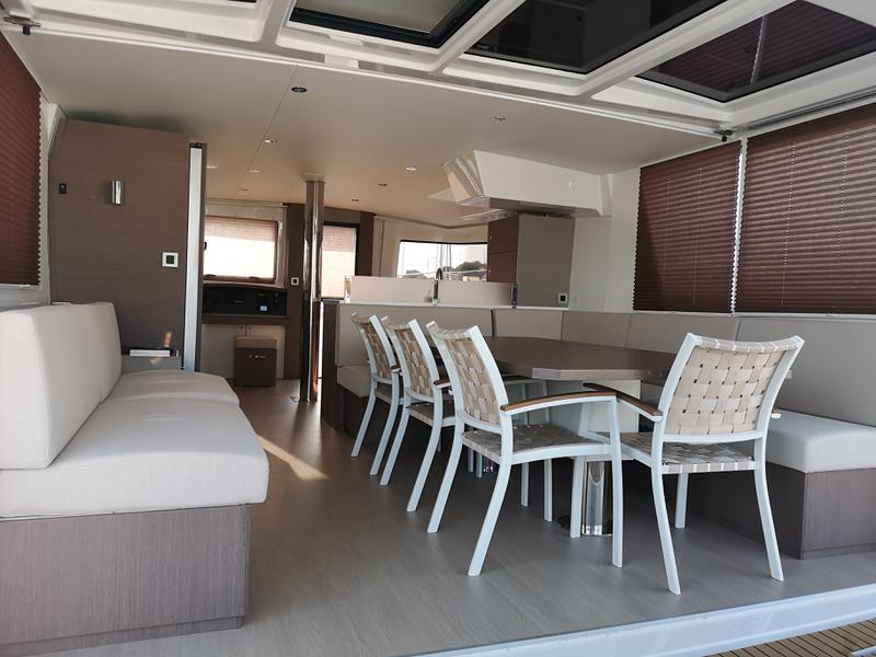 Book yachts online - catamaran - Bali 4.8 - ESTHERA - rent