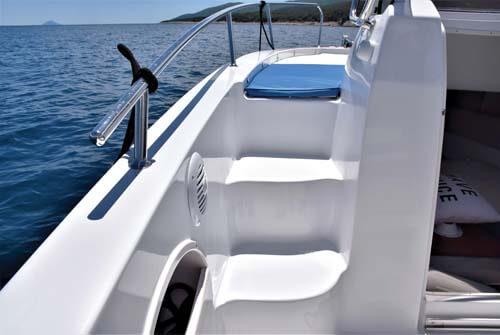 Book yachts online - motorboat - Saver 660 WA - Aquarius - rent