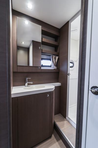 Book yachts online - catamaran - Bali 5.4. - Sikelia - rent