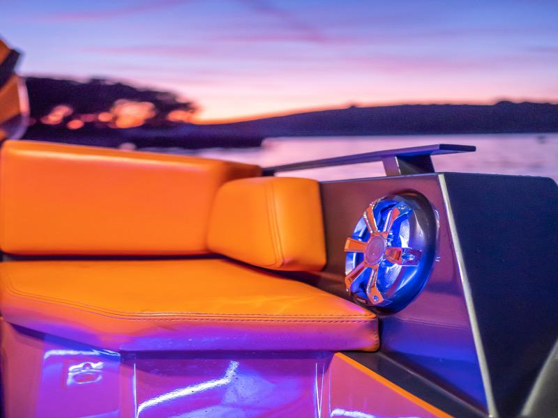 Book yachts online - motorboat - Veli 10 - THUNDER only SKIPPERED - rent