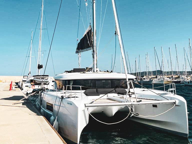 Book yachts online - catamaran - Lagoon 46 - Creo One - rent