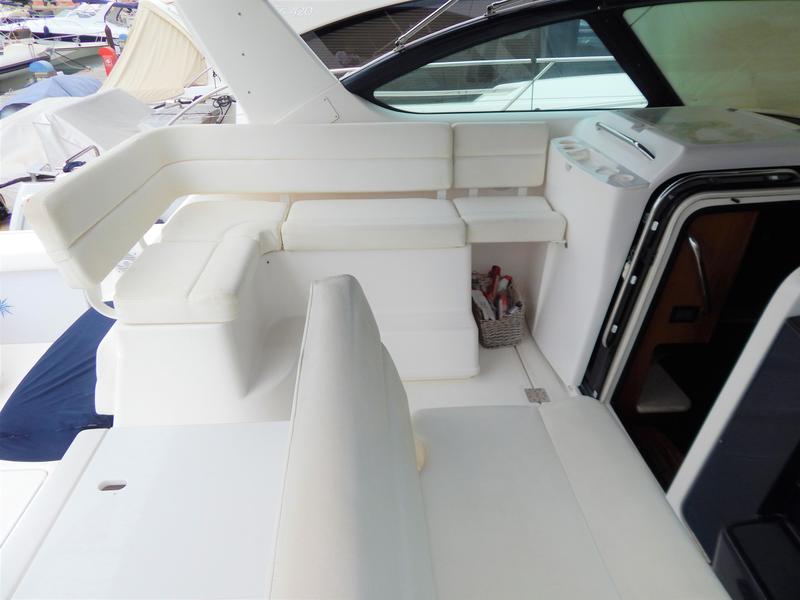 Book yachts online - motorboat - Tiara 3800 Open - S'Innamorada - rent