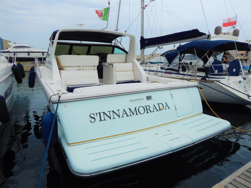 Book yachts online - motorboat - Tiara 3800 Open - S'Innamorada - rent