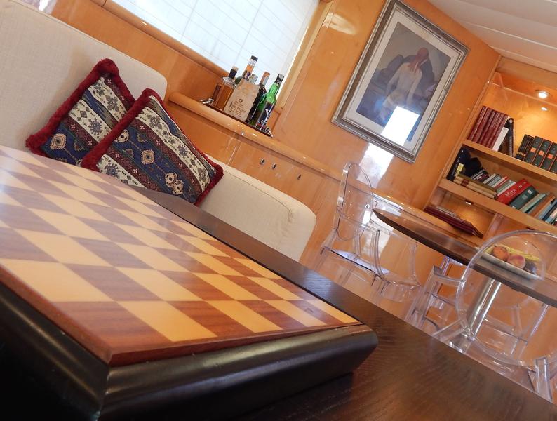 Book yachts online - motorboat - Azimut 76 - Golden Eagle - rent