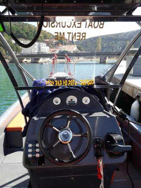 Book yachts online - motorboat - Bura 850 - Fenix - rent