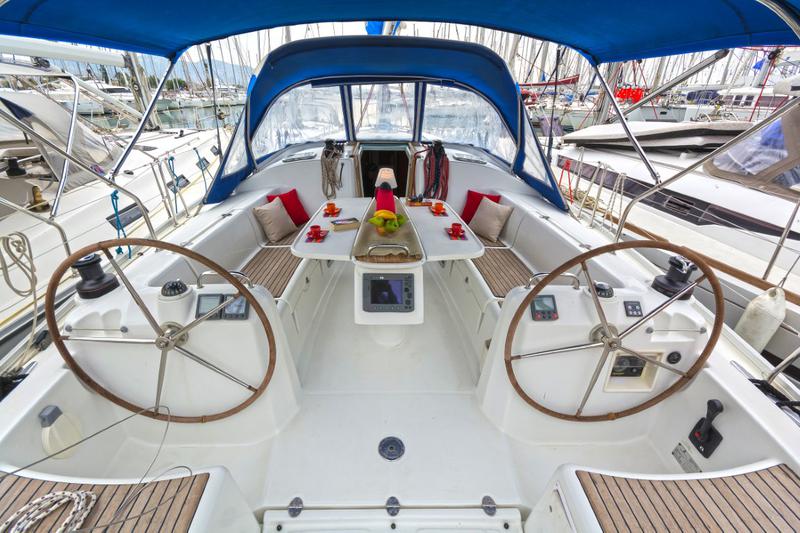 Book yachts online - sailboat - Beneteau 43.4 - Argo - rent