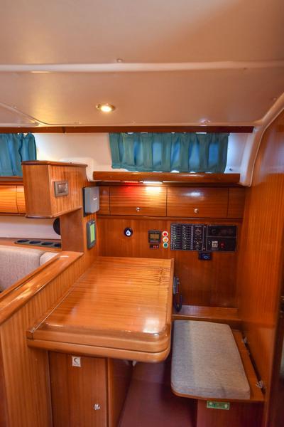 Book yachts online - sailboat - Bavaria 44 Cruiser - Sahbaz - rent