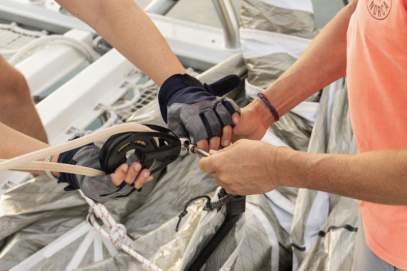 Book yachts online - catamaran - Lagoon 52 F owner version - EMERALD GEMINI - rent