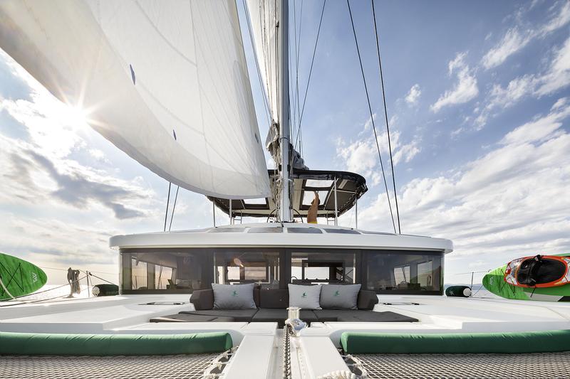 Book yachts online - catamaran - Lagoon 52 F owner version - EMERALD GEMINI - rent