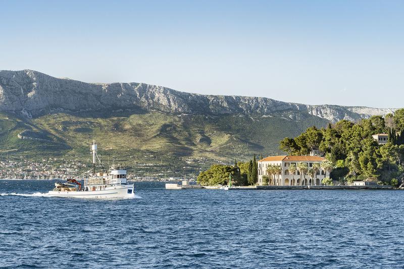 Book yachts online - catamaran - Lagoon 52 F owner version - EMERALD GEMINI - rent