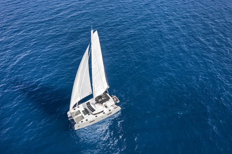 Book yachts online - catamaran - Lagoon 52 F owner version - EMERALD GEMINI - rent