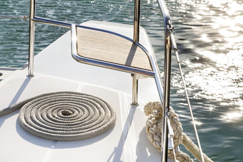 Book yachts online - catamaran - Lagoon 52 F owner version - EMERALD GEMINI - rent
