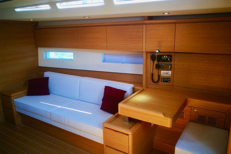 Book yachts online - sailboat - Solaris 55 - Futura - rent