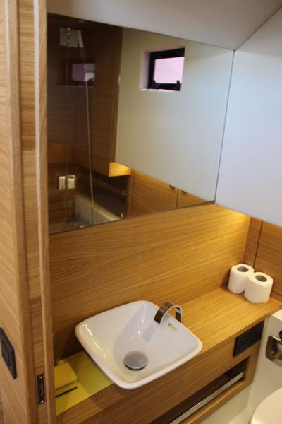 Book yachts online - motorboat - De Antonio D42 Open - ERAGON - rent