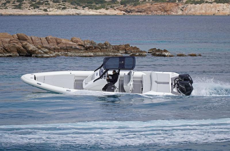 Book yachts online - motorboat - Seafarer 33 - EUA - rent