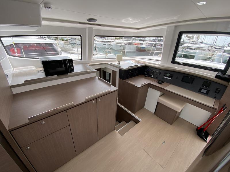 Book yachts online - catamaran - Bali 4.8 - Aldebaran - rent