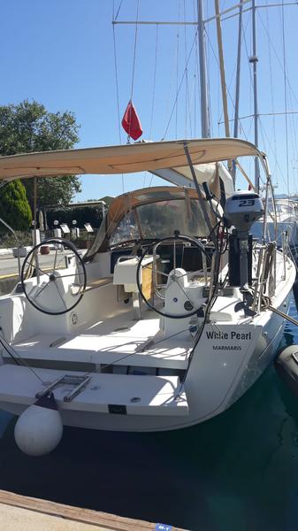 Book yachts online - sailboat - Dufour 350 - White Pearl - rent