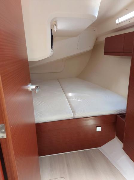 Book yachts online - sailboat - Hanse 418 - Themisto - rent