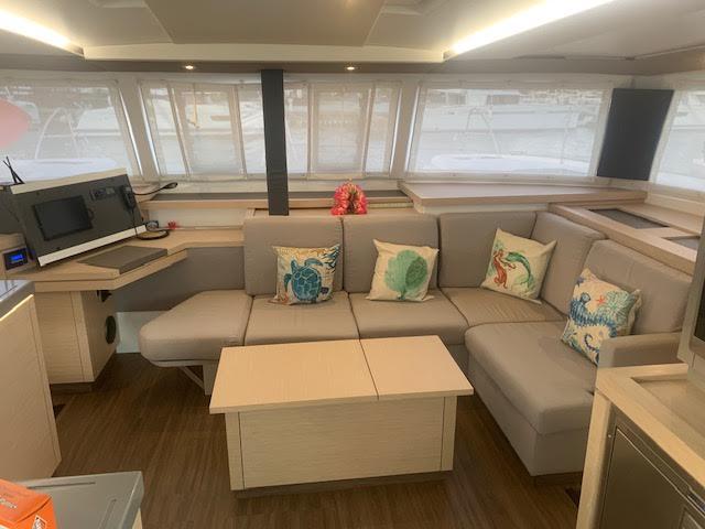 Book yachts online - catamaran - Astrea 42 - Sereia - rent
